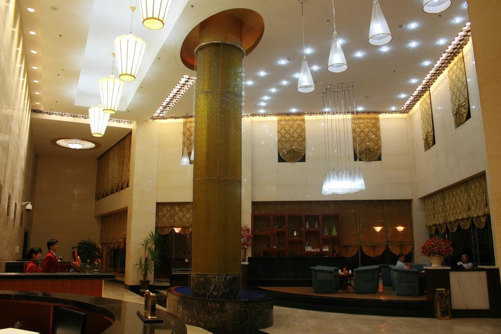 Weihai Times Business Hotel Eksteriør bilde